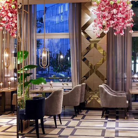 Steigenberger Parkhotel 5*