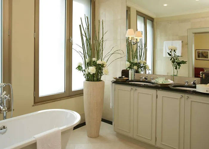 Steigenberger Icon Parkhotel Szálloda