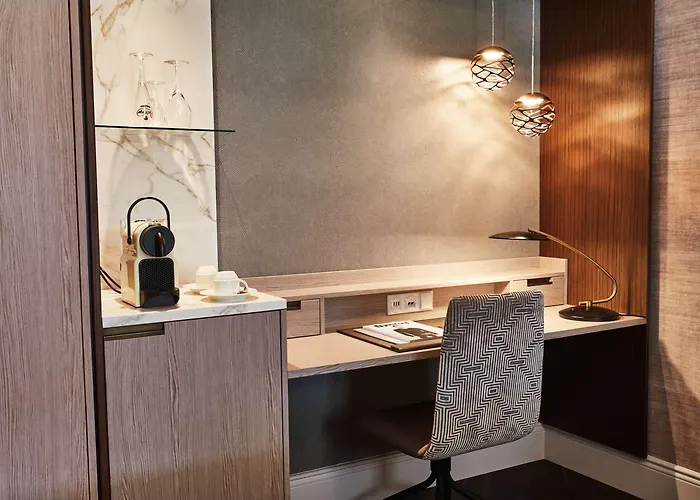 Steigenberger Icon Parkhotel Otel 5*