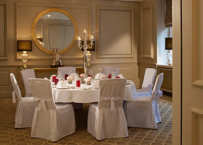 Steigenberger Icon Parkhotel Отель