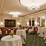 Steigenberger Icon Parkhotel فندق