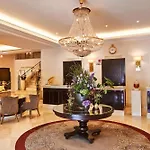 Steigenberger Icon Parkhotel 5*