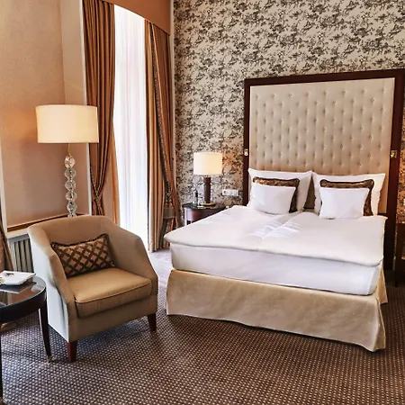 Steigenberger Icon Parkhotel 5*
