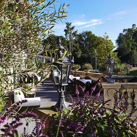 Steigenberger Icon Parkhotel Hotel 5*