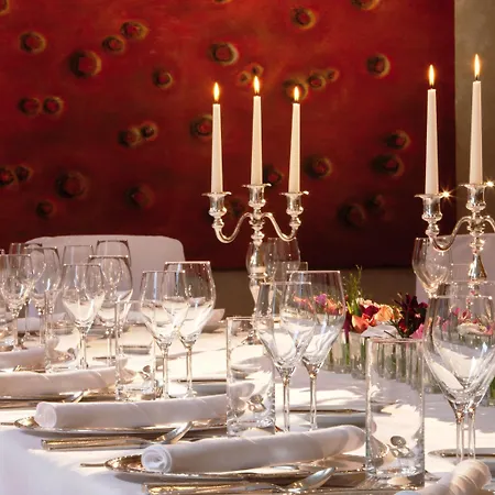 فندق Steigenberger Icon Parkhotel دوسلدورف