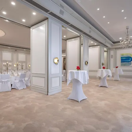 Steigenberger Icon Parkhotel 5*