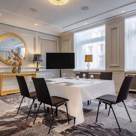 Hotel Steigenberger Icon Parkhotel 5*