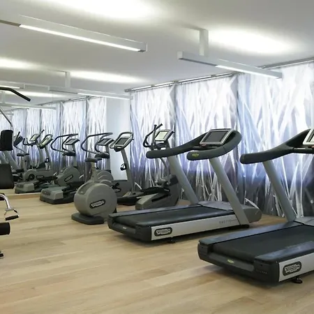 Ξενοδοχείο Steigenberger Icon Parkhotel 5*