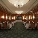 Steigenberger Icon Parkhotel فندق