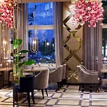 Steigenberger Icon Parkhotel 5*
