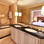 Steigenberger Icon Parkhotel Hotel 5*