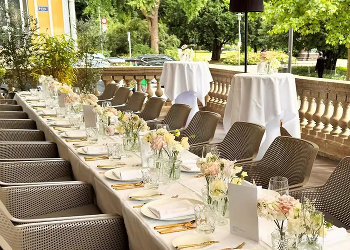 Steigenberger Icon Parkhotel 5*