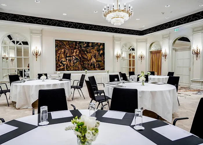 Steigenberger Icon Parkhotel 5*